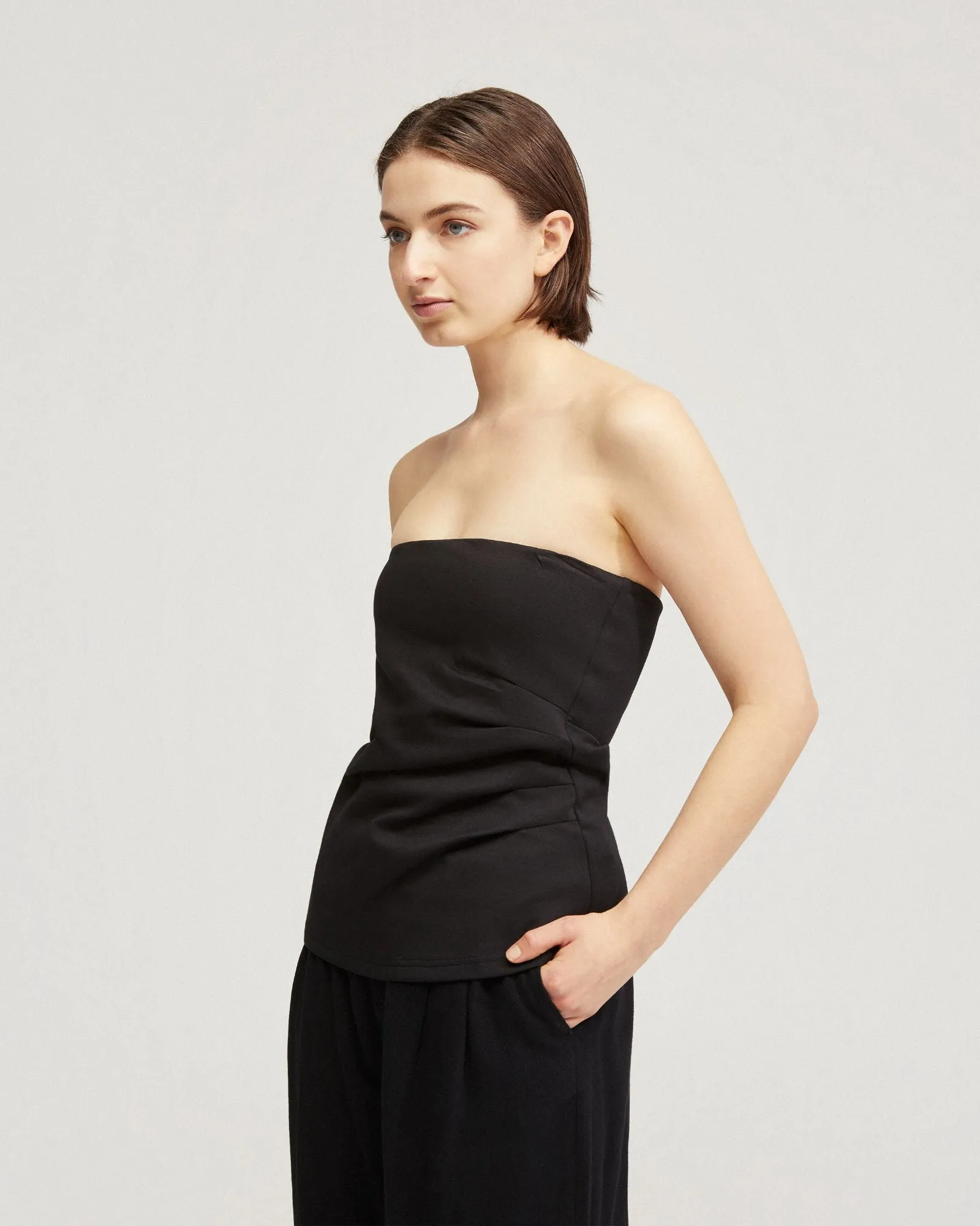 Clara Strapless Ponti Top