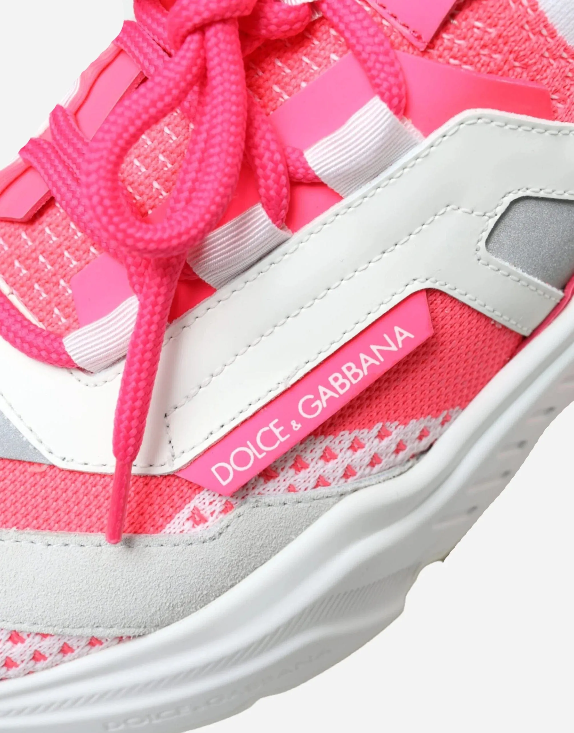 Daymaster Low Top Sneakers