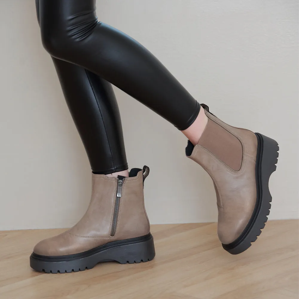 Firenze Platform Chelsea Boots (Vintage Taupe)