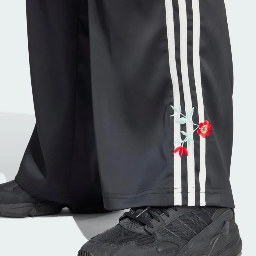 GRAPHICS FLORAL FIREBIRD TRACK JOGGERS - Black