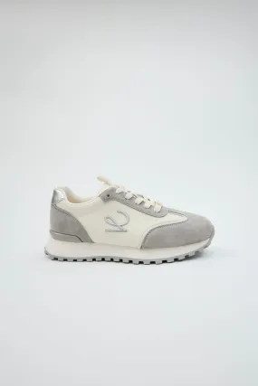 Lucania White