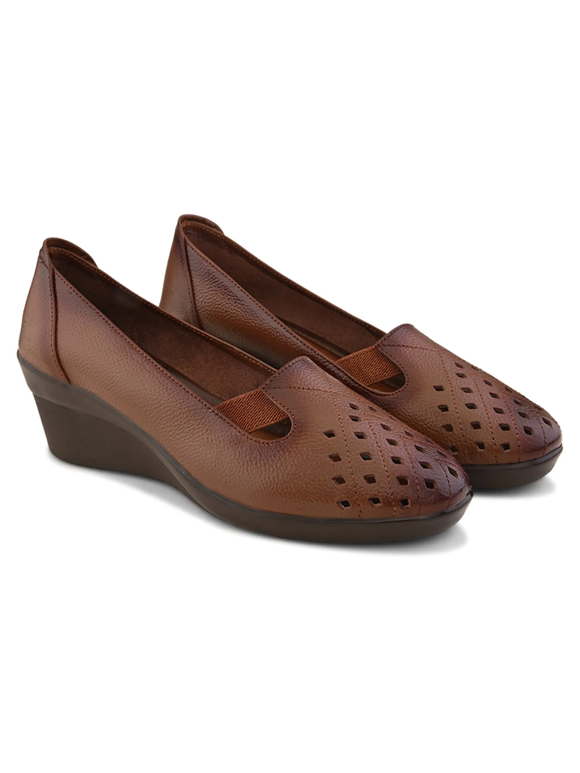 Pelle Albero Female's Brown Leather Wedge Heel Ballerina