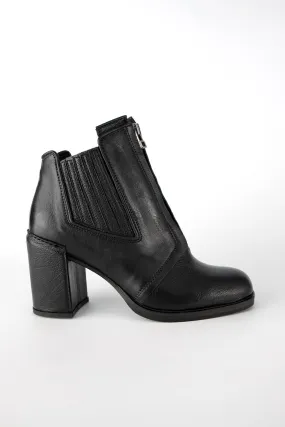 RICHMOND urban-black chelsea boots.