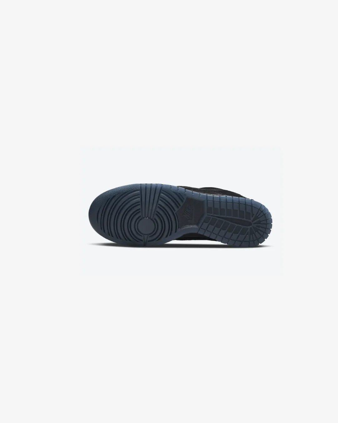 Undefeated x Nike Dunk Low 5 On It 'Black' Sneakers