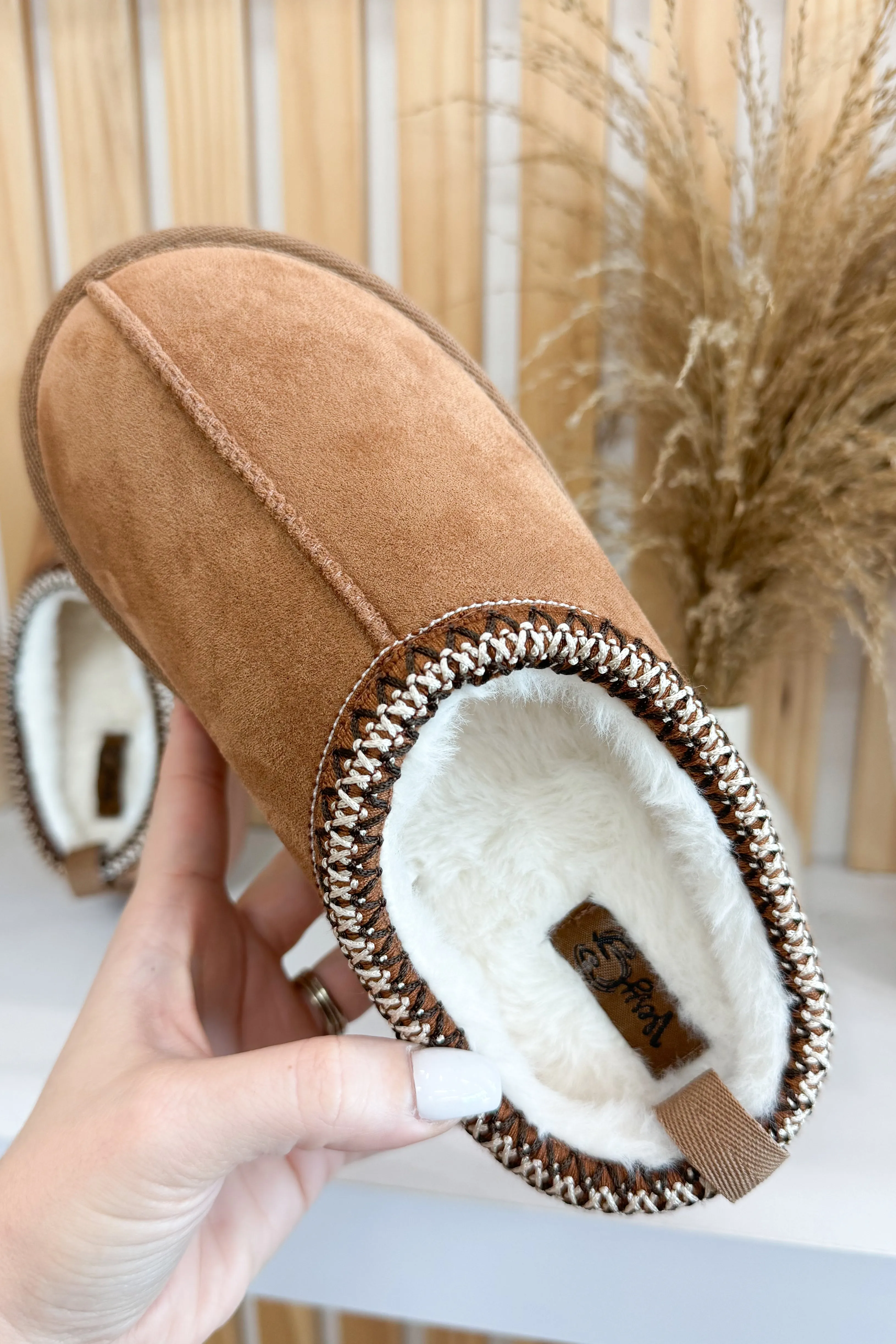 Very G Charlie Slippers (Tan)