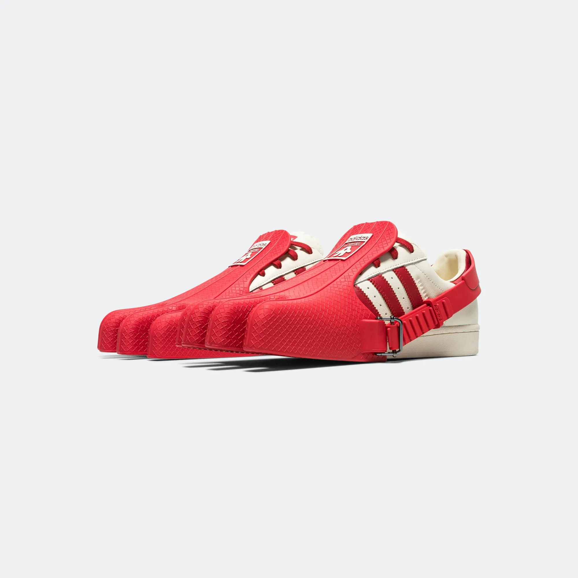 Womens Superfinger Superstar - Better Scarlet/Crew White