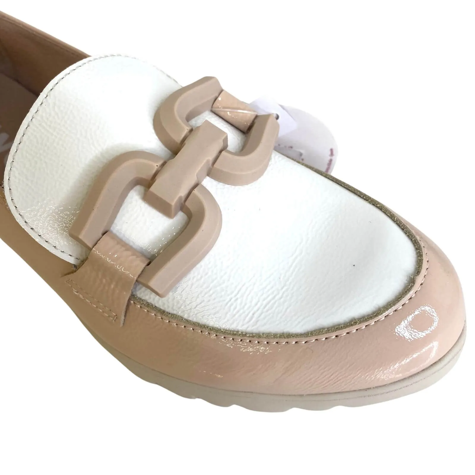 Wonders Nude & White Patent Leather Wedged Sole Shoes